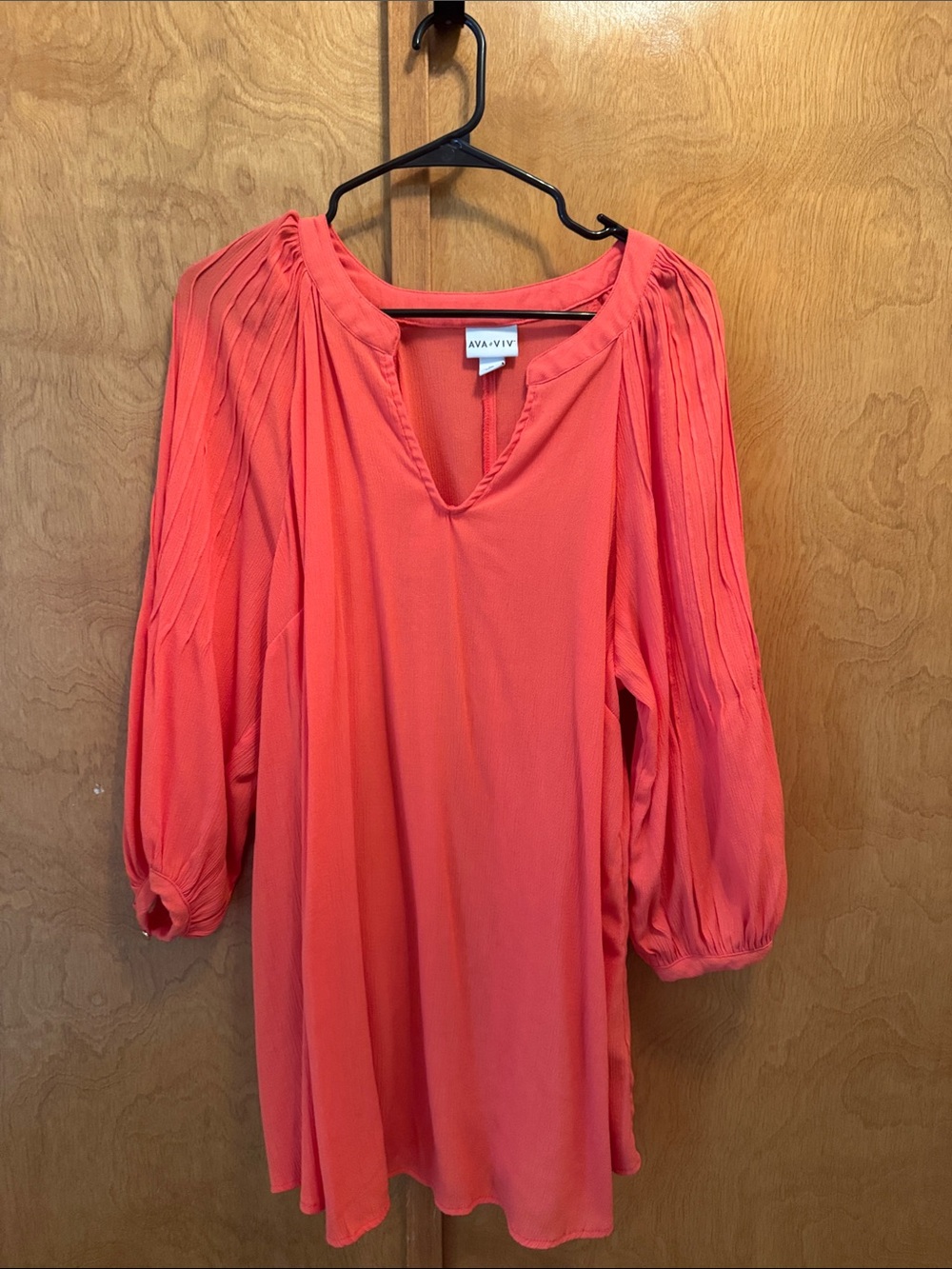 Avia Coral Pleated-Sleeve Tunic